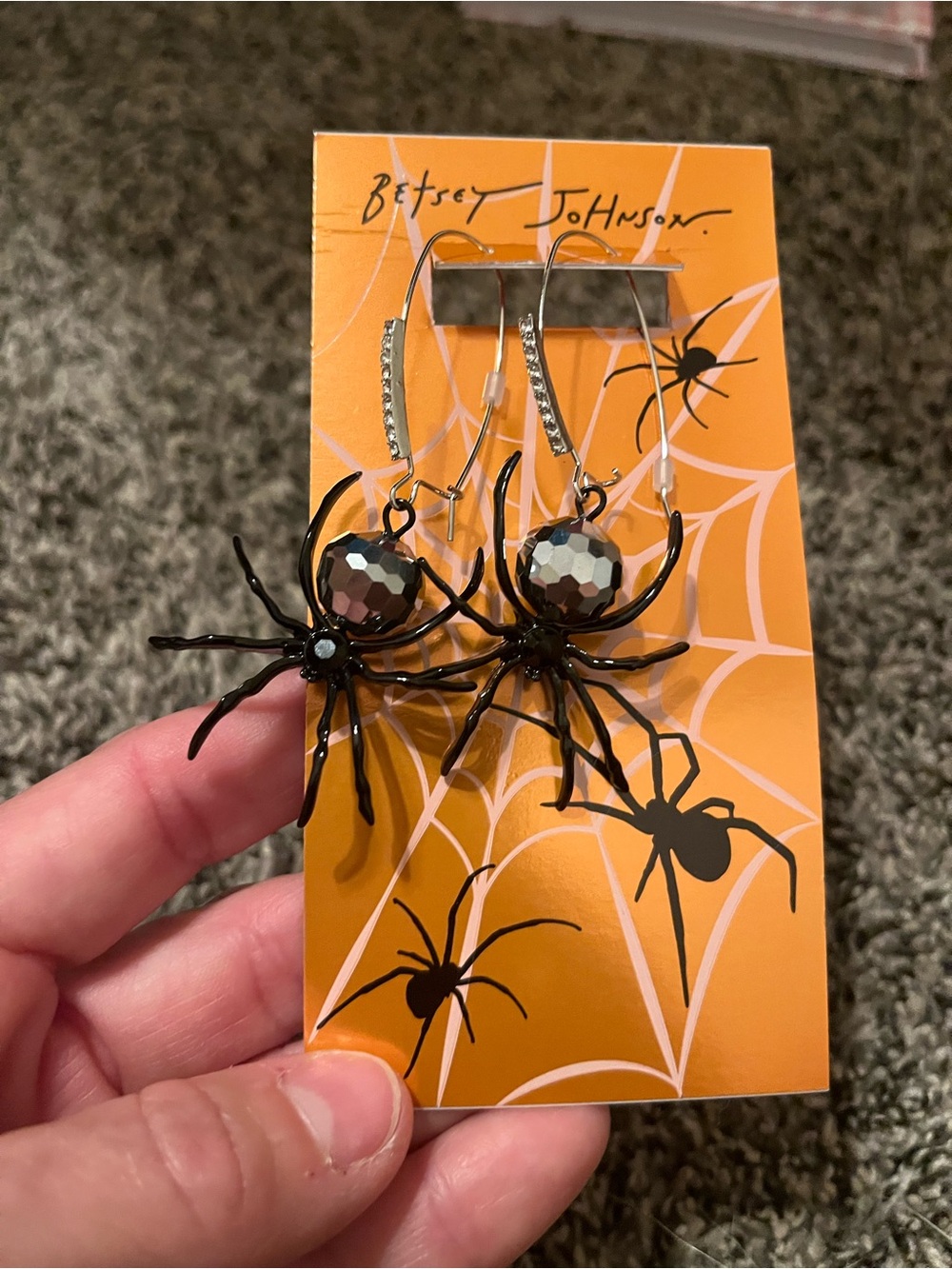 Betsey Johnson Halloween spider dangle earrings